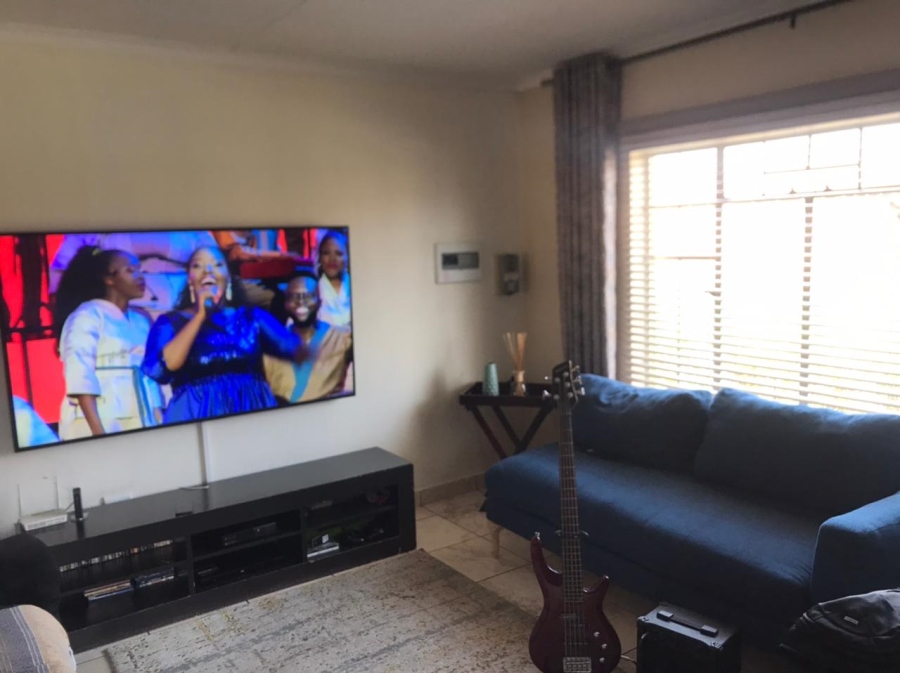 3 Bedroom Property for Sale in Waterval East North West